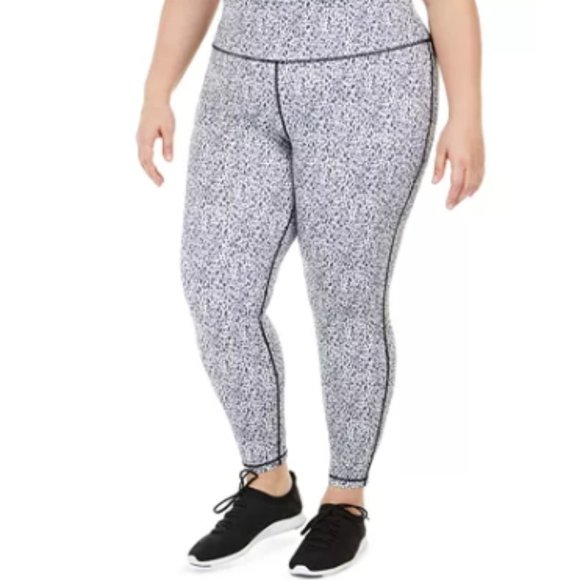 Plus Size Black and White Leggings - 3X - Picture 1 of 5